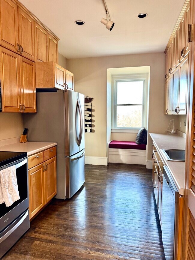 Foto del edificio - 4 Monument Sq