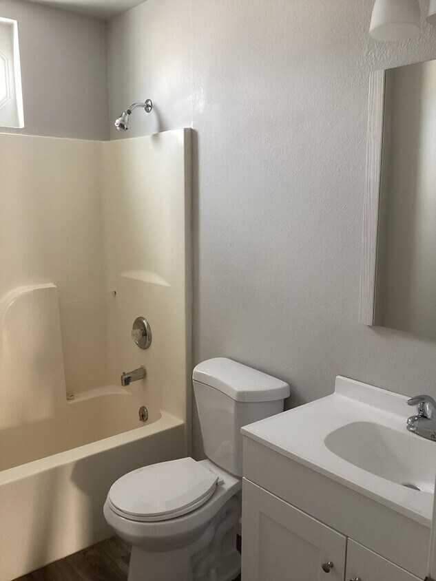 Primary Photo - Newly Remodeled 3 Bedroom House in Belgrade