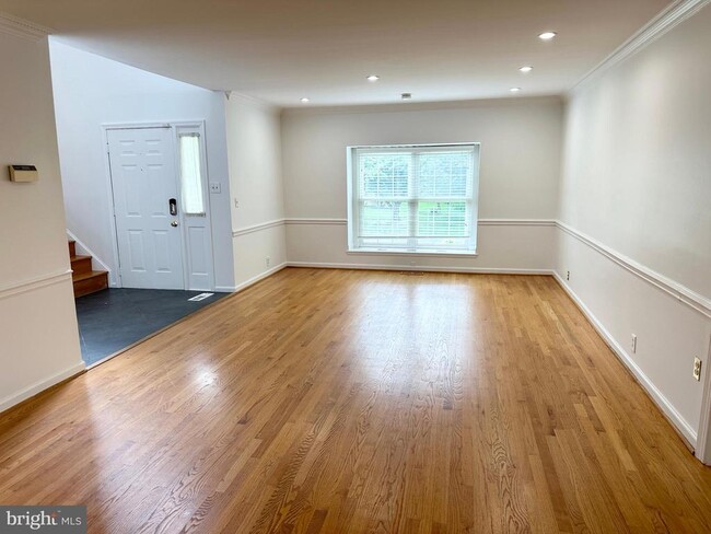 Building Photo - 3505 John Carroll Dr