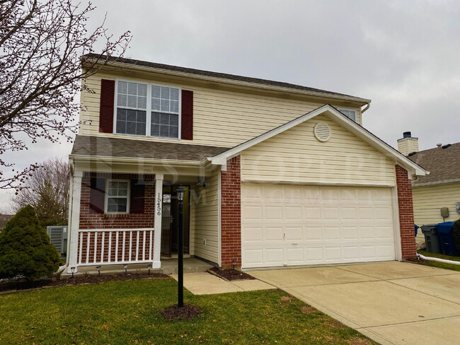 Building Photo - Welcome home to this charming 4-bedroom, 2.5-bath home in Noblesville!