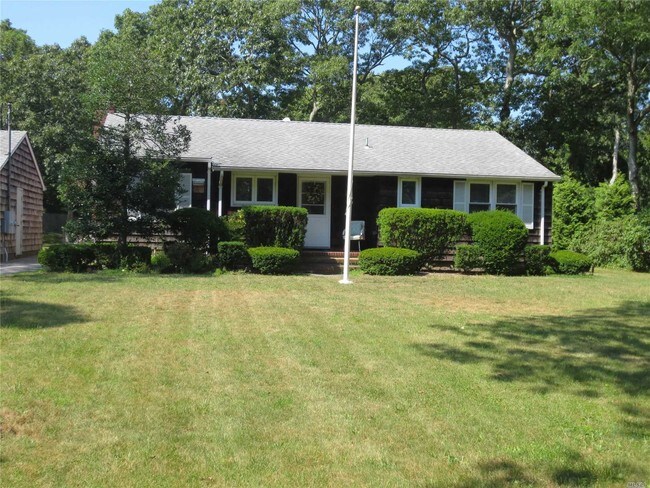 Building Photo - 85 Argonne Rd E