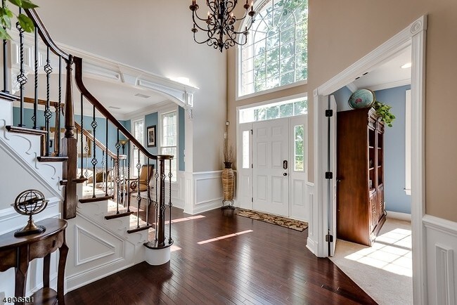 Foto del edificio - 15 High Ridge Ln