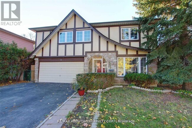 Photo du bâtiment - 14 Angus Dr