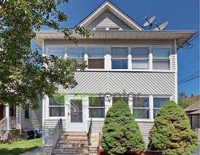 Building Photo - 125 Morris Ave