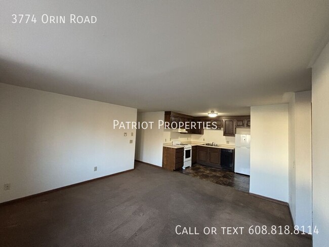 Building Photo - 1 bed/1 bath plus den in Madison, WI!