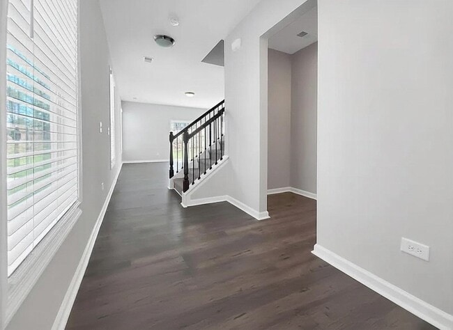 Building Photo - 511 Baycraft Ln