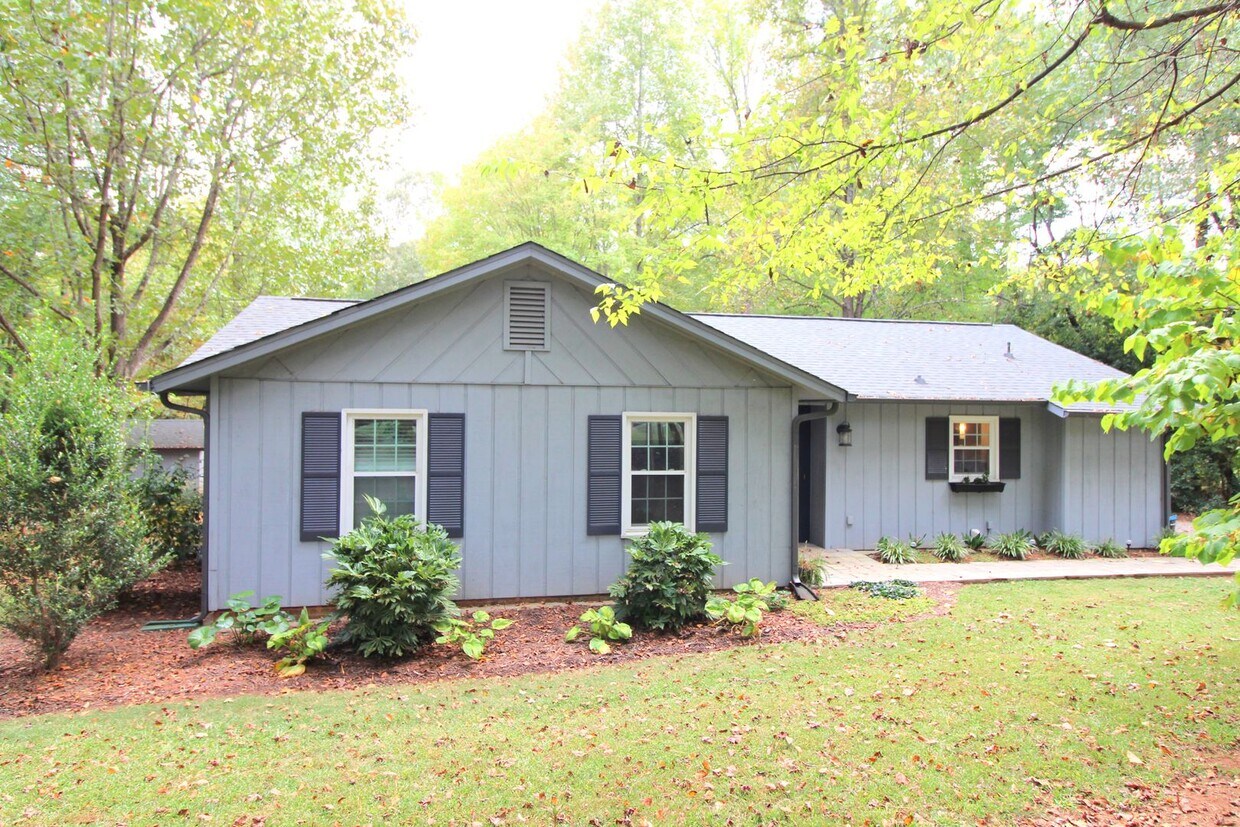 Primary Photo - Great Union County Location!!!