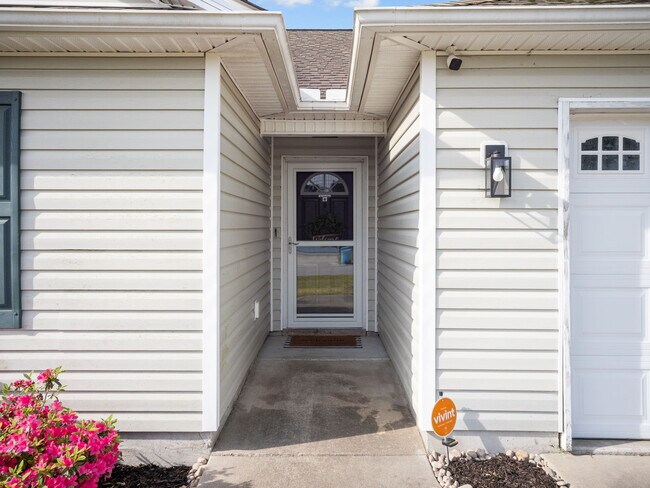Building Photo - 309 Forbes Ln