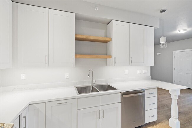 Foto del edificio - Upscale ground floor Whitefish Condo