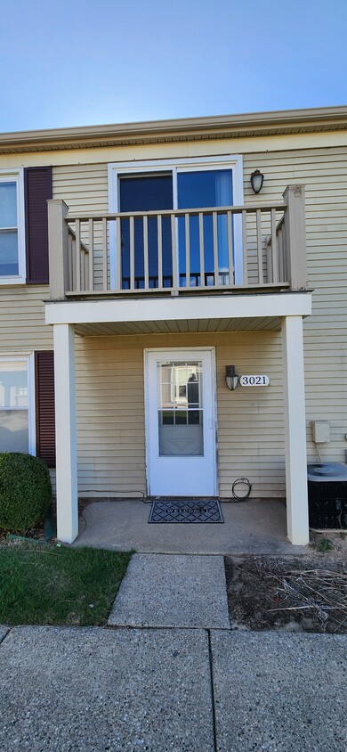 Foto principal - 3021 Maplewood Ct