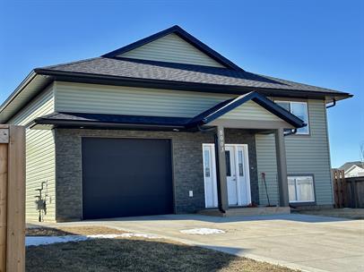 Primary Photo - 8003 83 Ave