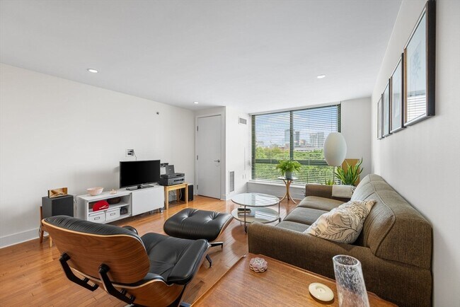 Foto del edificio - 42 8th St