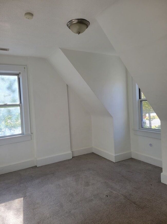 Foto del edificio - Trinh_4900 E Princess Anne Road