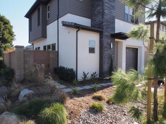 Building Photo - 3068 Edgeway