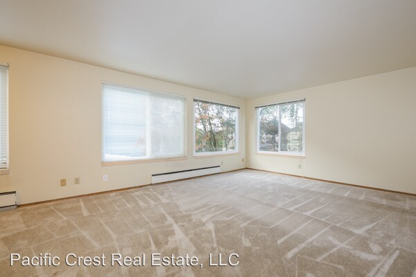 Building Photo - 1718 14th Ave