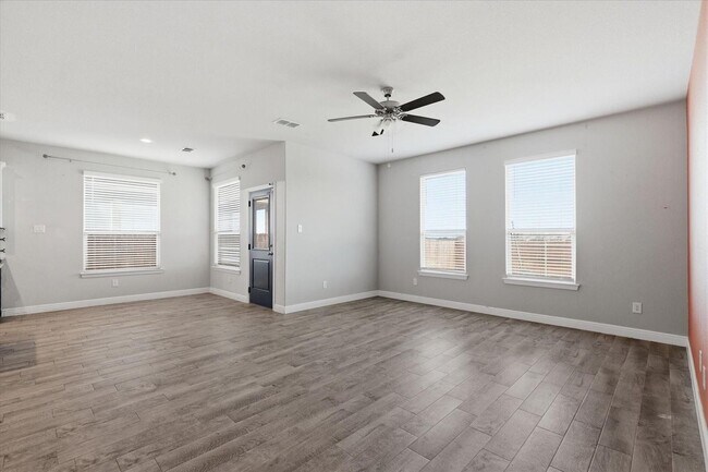 Foto del edificio - 225 Oldcastle Wy