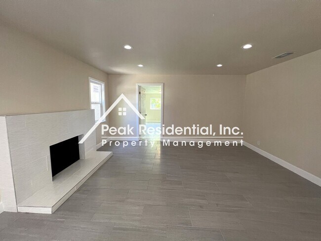 Building Photo - 4 br, 2 bath House - 7555 Sweetfern Wy
