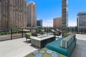 great view - 1211 Caroline St
