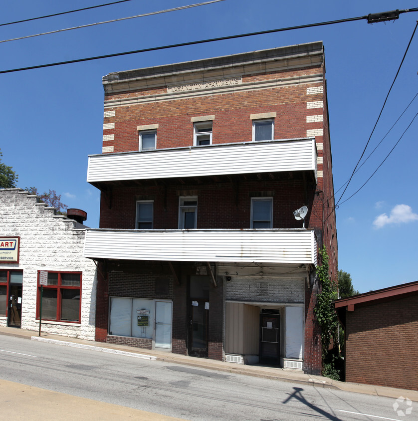 Primary Photo - washington Apartments