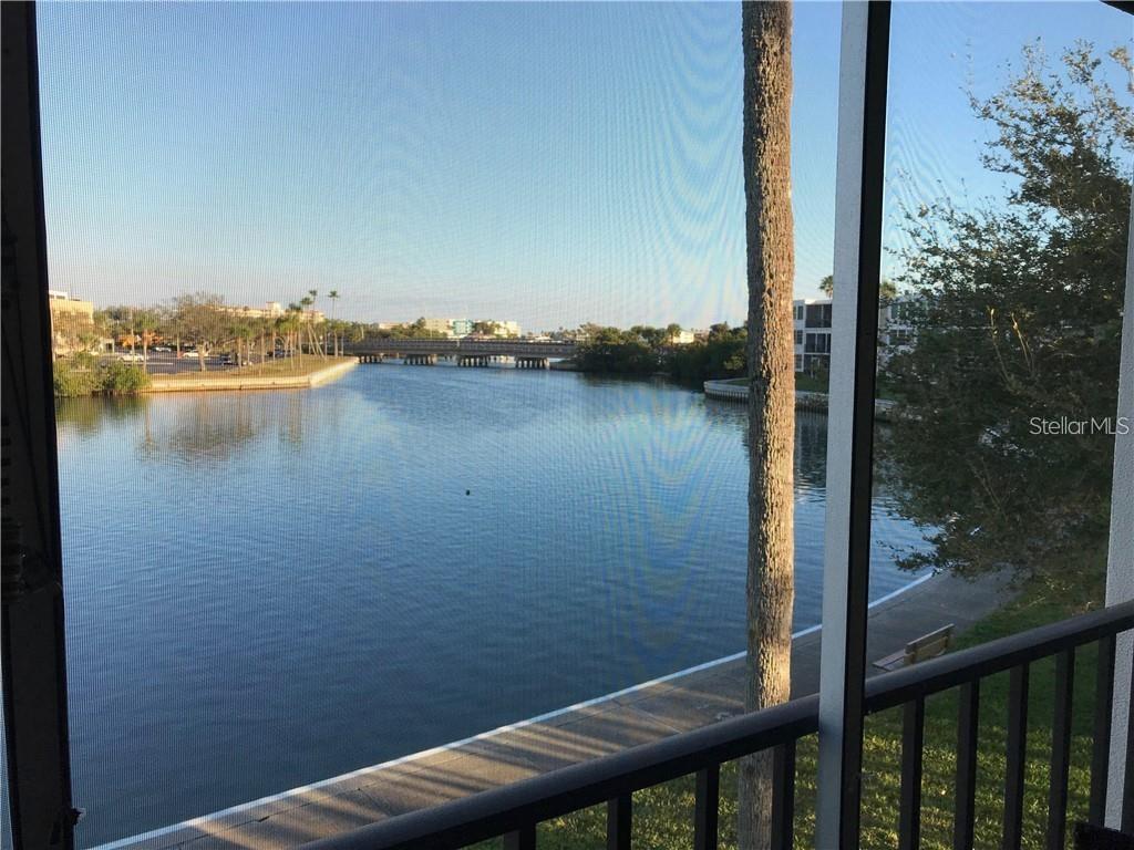 7425 Bay Island Dr S Unit 208, South Pasadena, FL 33707 Condo for Rent in South Pasadena, FL