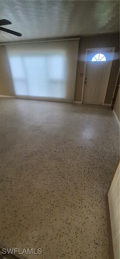 Foto del edificio - 8251 Aviary St