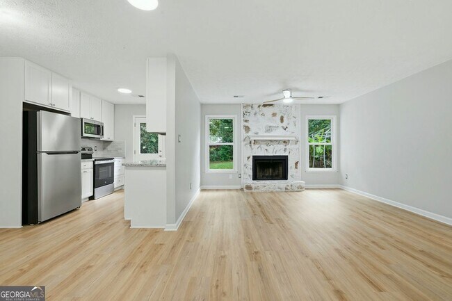 Foto del edificio - 210 Meadow Run
