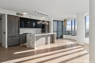 Building Photo - 201 Folsom St