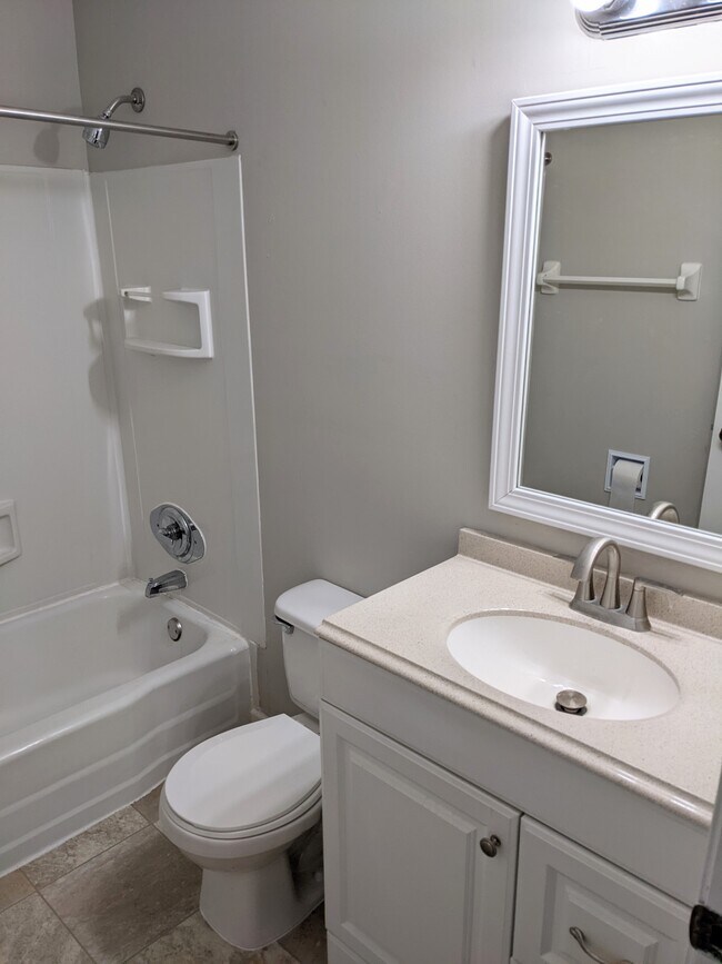 Foto del edificio - 1100 S Benton Ave