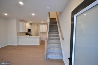 Building Photo - 1305 Parker Blvd