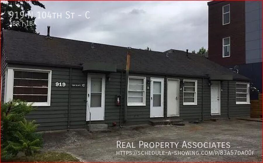 Primary Photo - 919 N 104th St