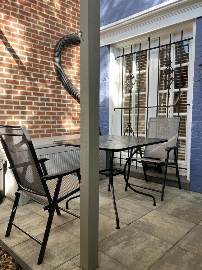 Foto del edificio - 516 E Archibald Walk SE