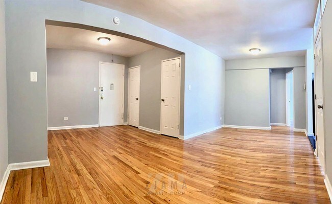 Foto del edificio - 222 E 17th St