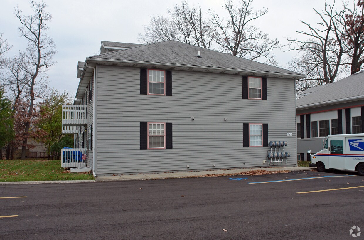 630 Rickett Rd, Brighton, MI 48116 Apartments in Brighton, MI