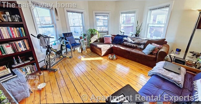 Photo - 3 Calvin St Apartment