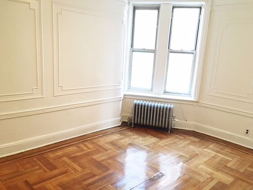Building Photo - 1068 Winthrop St