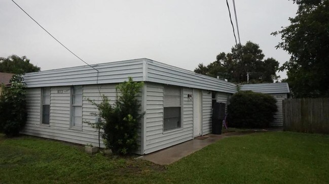 Building Photo - 1872 Marcia Street