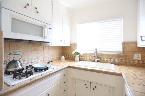 Building Photo - 216 S Gale Dr