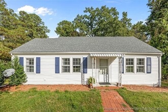 Building Photo - 1932 Dogwood St