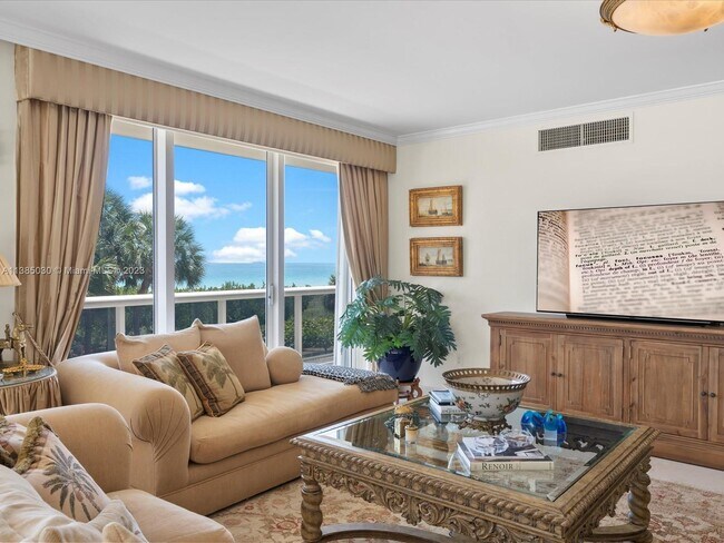 Building Photo - 9559 Collins Ave
