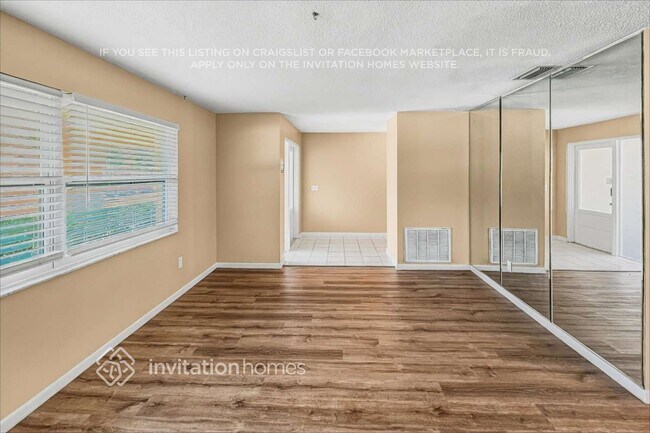 Foto del edificio - 11577 Pine St
