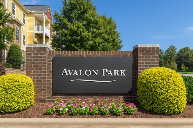 Building Photo - Avalon Park