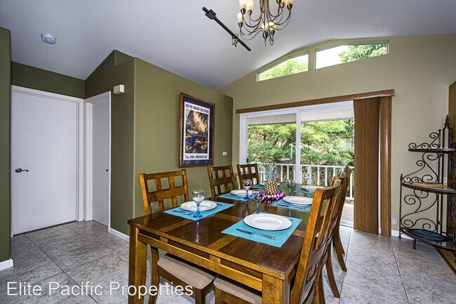 Building Photo - 77-6421-6421 Kilohana St