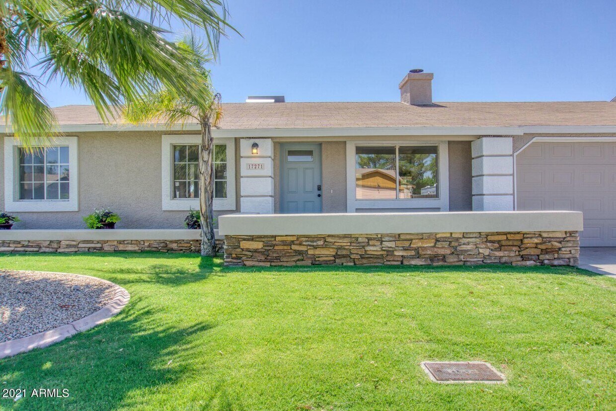 Primary Photo - 17271 N Paradise Park Dr