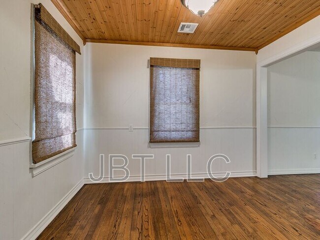 Foto del edificio - 224 W Ercoupe Dr