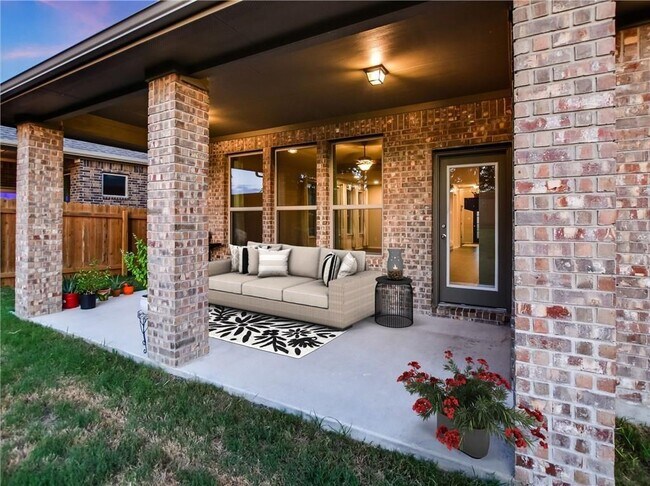 Building Photo - 7916 Arbor Knoll Ct
