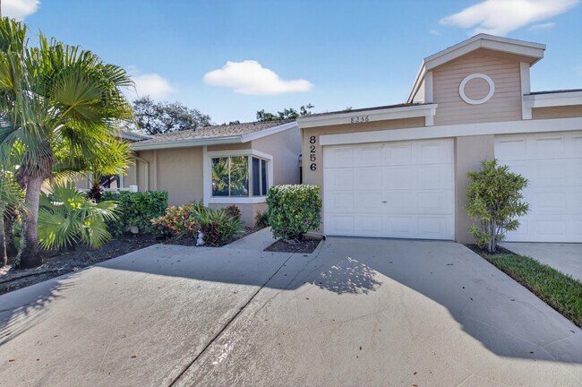 Building Photo - 8256 Summerbreeze Ln