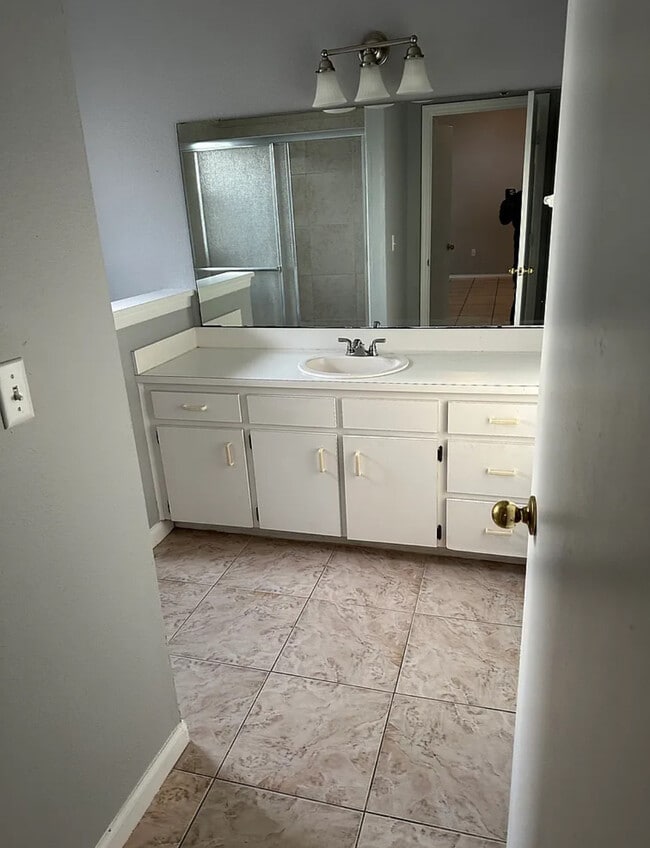 Foto del edificio - 30030 Cove Ct E