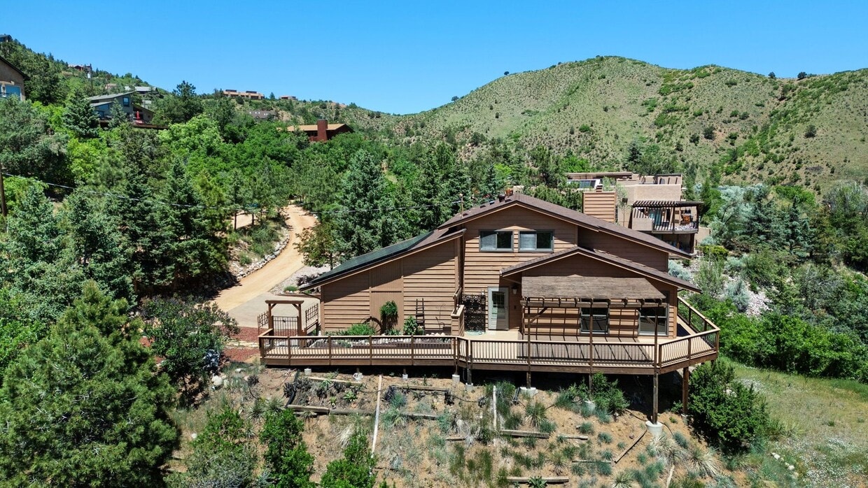 Primary Photo - Crystal Park Gated Community stunning home...