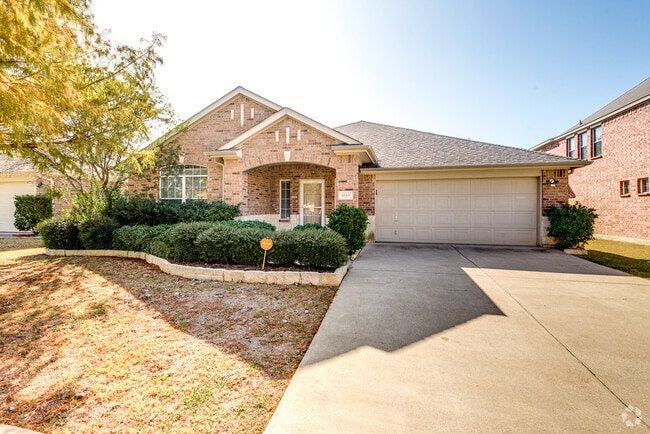 Building Photo - 4844 Grinstein Dr