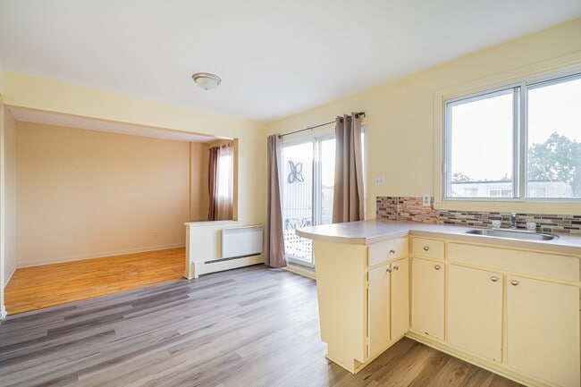 Photo du bâtiment - 411 Av. Copernic